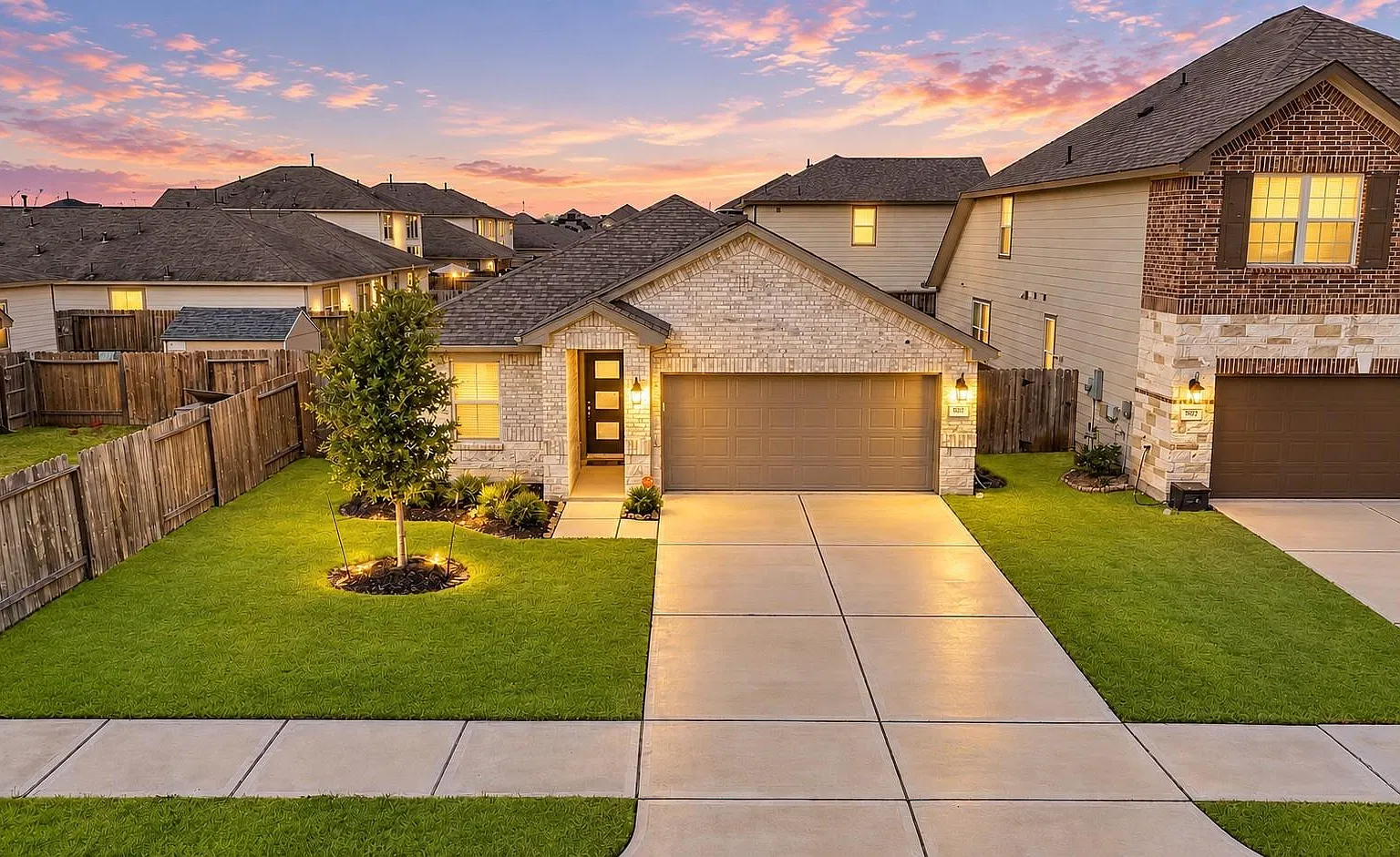 3 bed, 2.0 bath, 1707 sqft, $2,250 — Photo 1