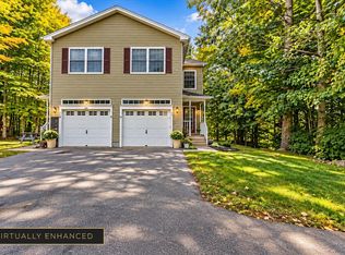42 Aurora Ln, Milton, VT 05468