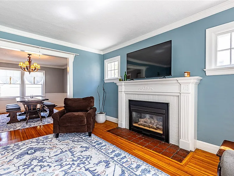 58 Fairview Cres — Photo 12