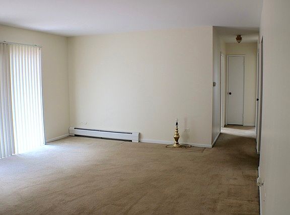 5th image of 9520 Mayfield Ave APT N102