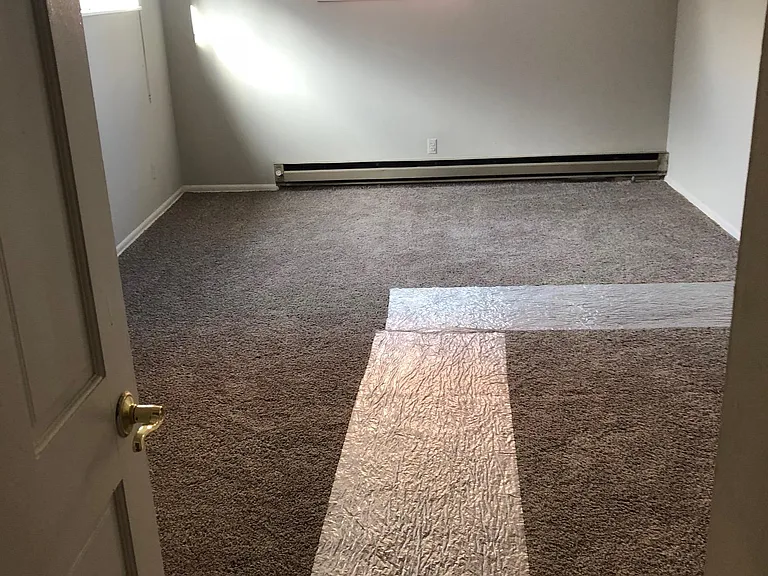 37 W Maple Ave — Photo 9