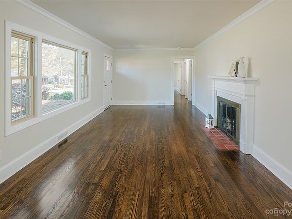 5th image of 422 Coolidge Ave