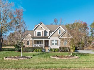 7137 Aventon Glen Dr, Wake Forest, NC 27587