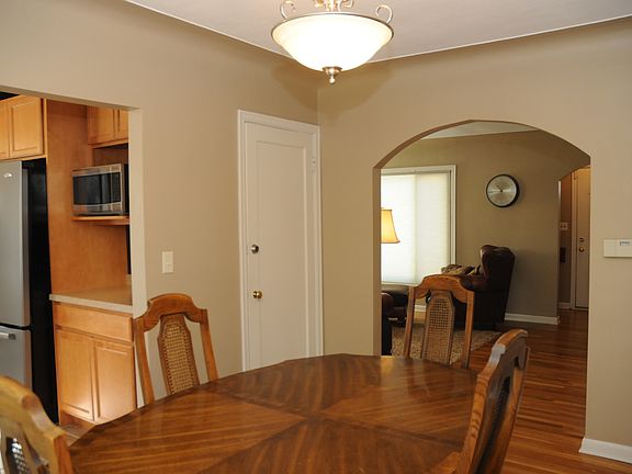 5th image of 5338 Humboldt Ave N