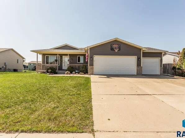 713 Teddy St, Harrisburg, SD 57032