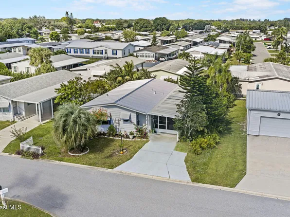 433 Marlin Cir, Barefoot Bay, FL 32976