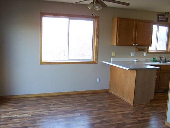 5th image of 9334 140th St NW