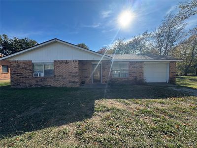 21 Park St, Lone Grove, OK, 73443