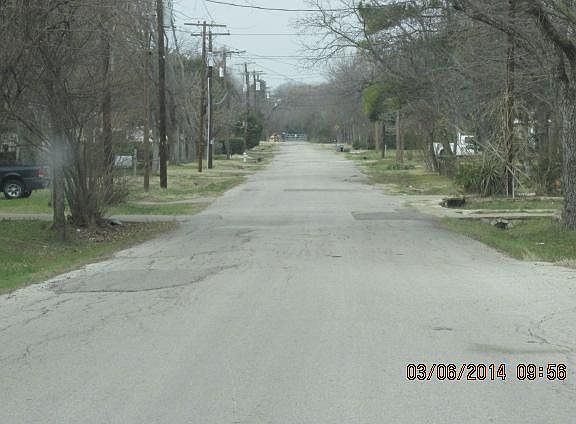 5th image of 731 W Gross St