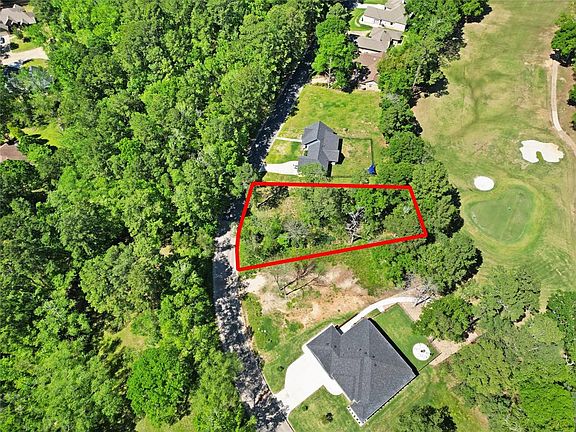 3rd image of 163 Brookhollow Drive