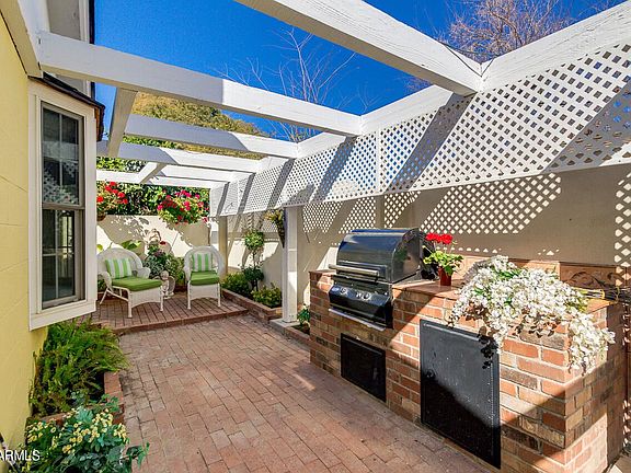 5th image of 402 E Campo Bello Dr