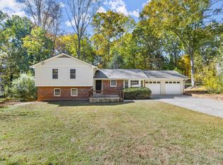 201 Fernwood Ct, Alpharetta, GA 30004