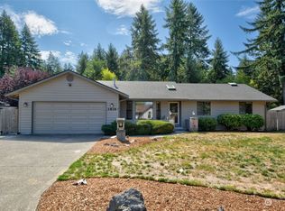 3818 Golden Eagle Loop SE, Olympia, WA