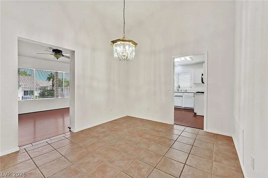 2 bed, 2.0 bath, 1653 sqft, $2,100 — Photo 4