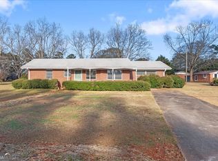 801 Berkshire Dr, Washington, GA 30673