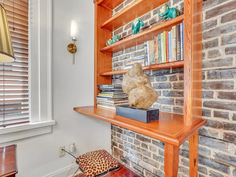 Reading Area