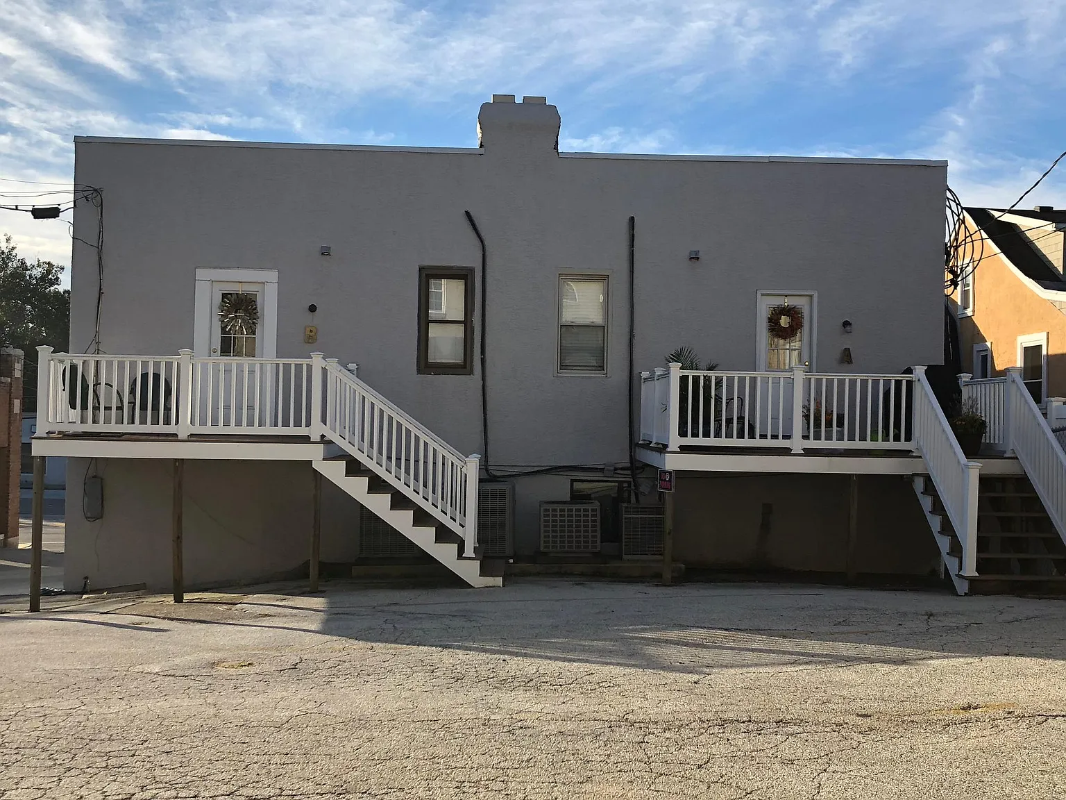 2 bed, 1200 sqft, $2,350 — Photo 2