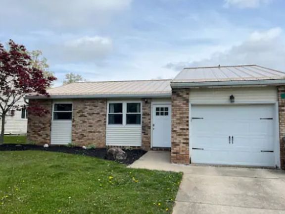 2nd image of 824 Randallwood Dr