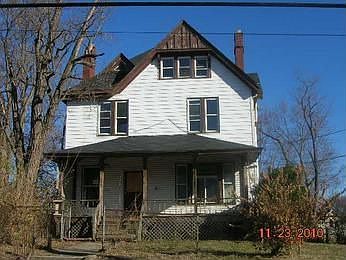 1st image of 626 Hawthorne Ave