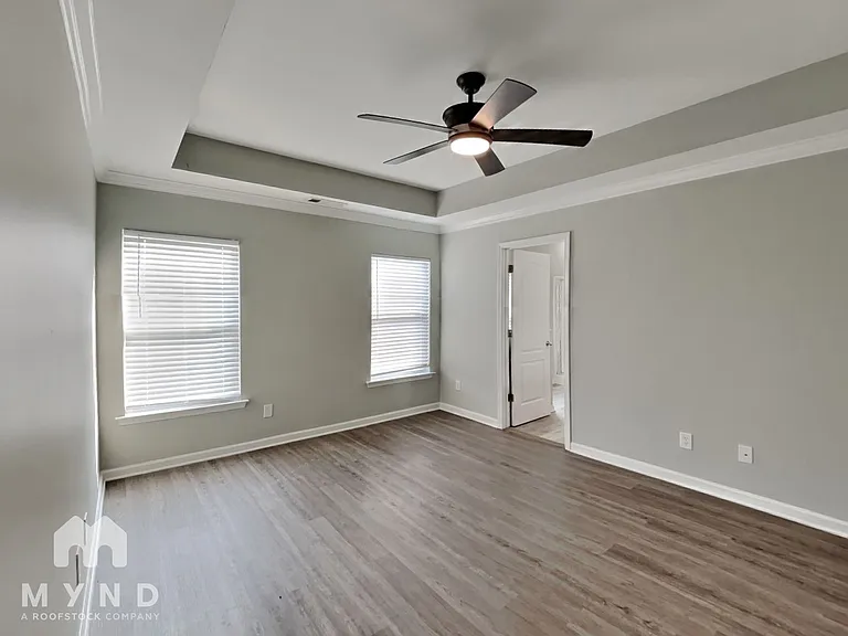 4627 Rosser Loop Dr — Photo 11