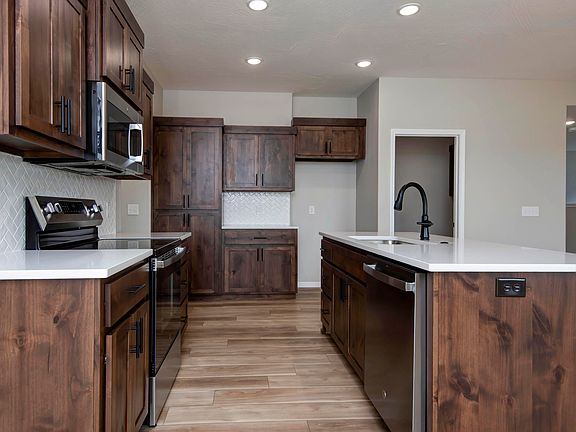 3rd image of 1924 W Woodhaven Drive Lot 43