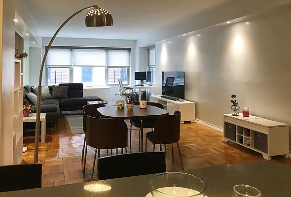 Sold by Winzone Realty Inc | media 1