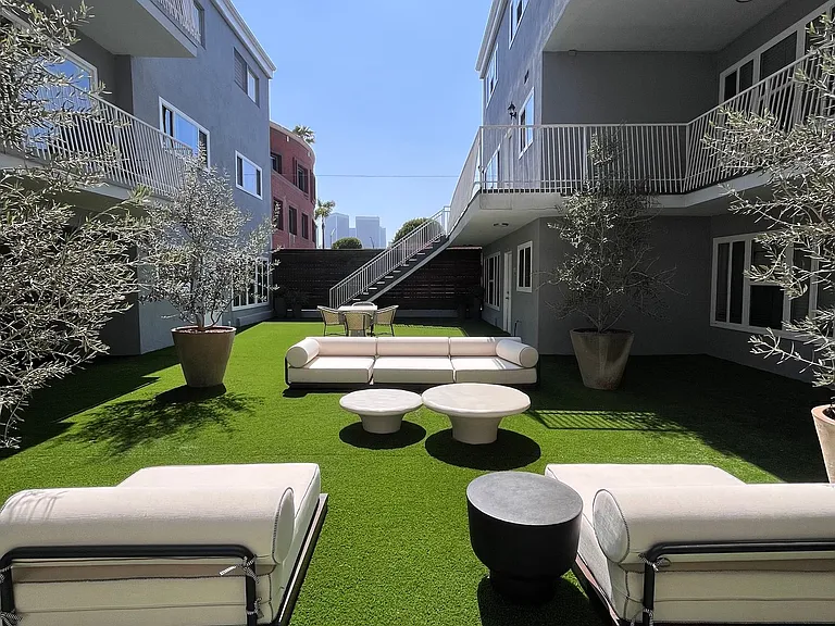 Live The Beverly Hills Lifestyle Today — Photo 1