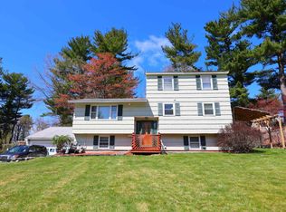 18 Langholm Dr, Nashua, NH 03062