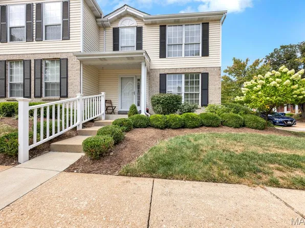 101 Carriage View Dr, Grover, MO 63040