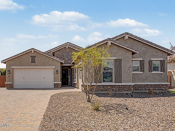 3rd image of 9349 W LOUISE Drive