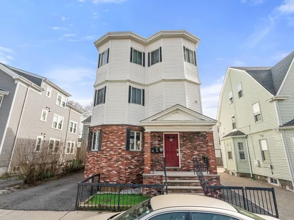 14 Mallet St #1, Dorchester, MA 02124