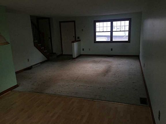 5th image of 56 Scenery Ln #56