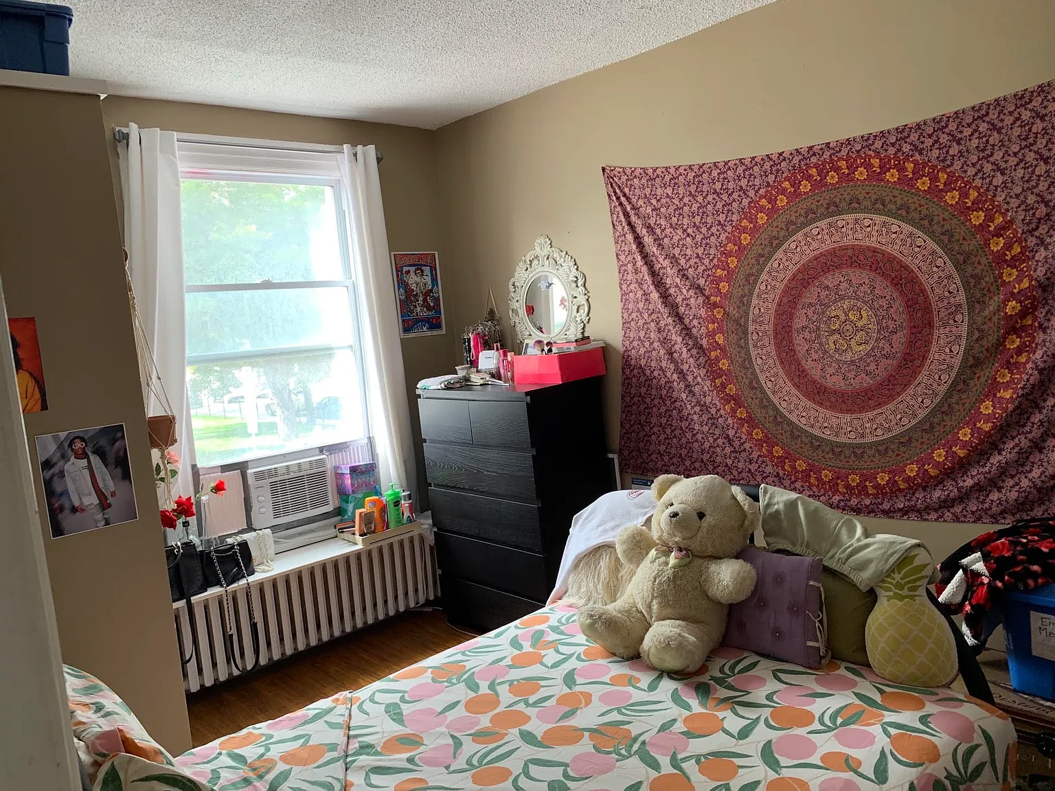 2 bed, 650 sqft, $1,750 — Photo 2