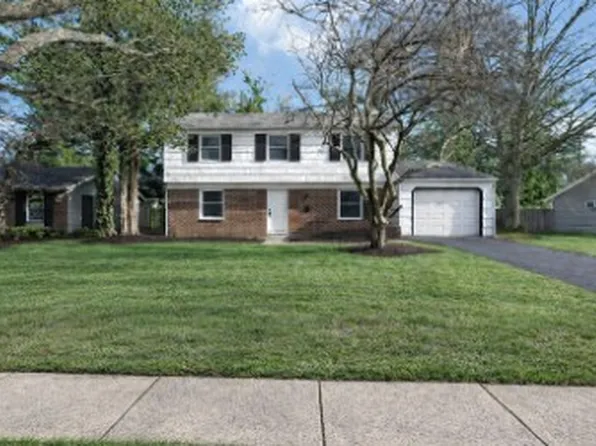 6 Surrey Ln, Willingboro, NJ 08046