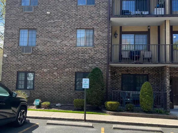 40 Donna Ct APT 6, Staten Island, NY 10314