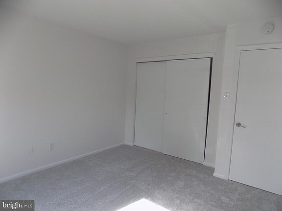 3rd image of 106 Bancroft Rd #1G