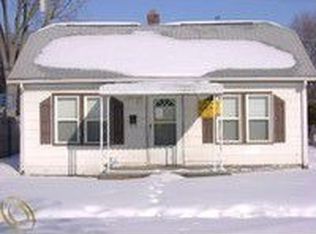 1301 E Bernhard Ave, Hazel Park, MI