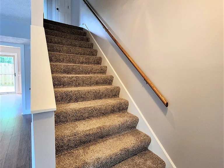 141 Thistle Ln — Photo 10
