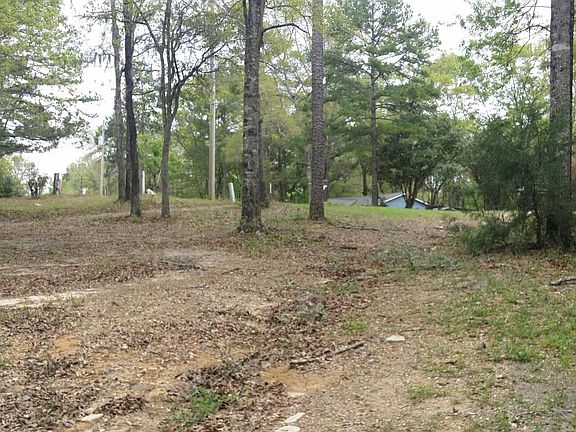 2nd image of 3435 Hickory Hill Dr