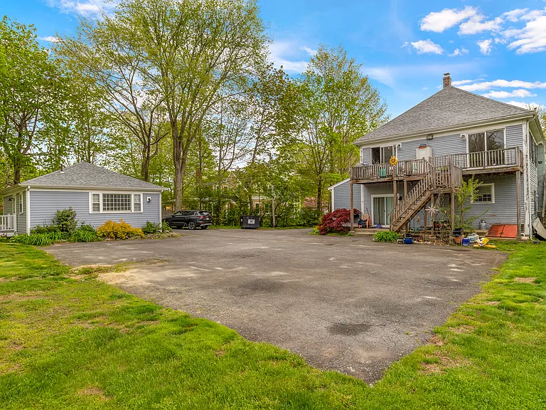266 Main St #2L — Photo 3