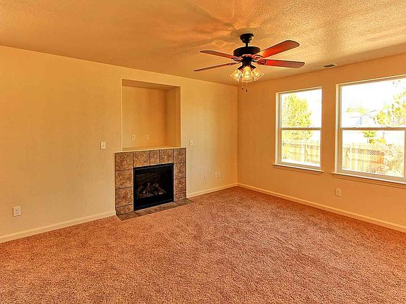 4th image of 890 Cassidy Ct