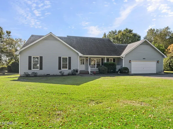 808 Brown Pelican Court, Hampstead, NC 28443