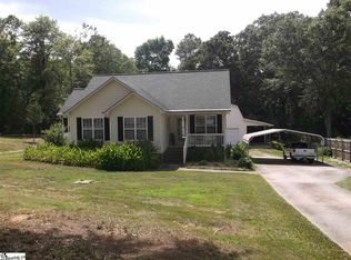 209 Windsor Dr, Laurens, SC 29360