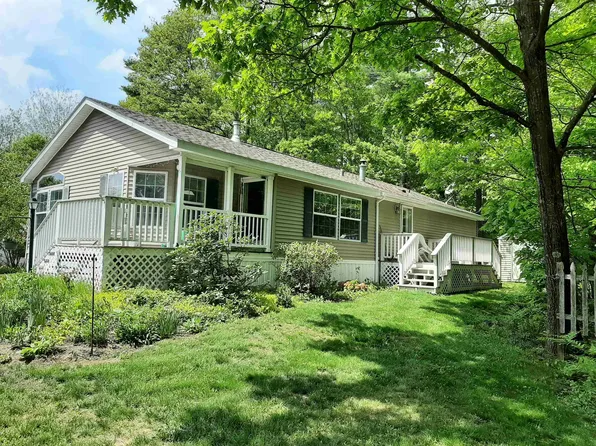 16 Blue Jay Lane, Conway, NH 03813