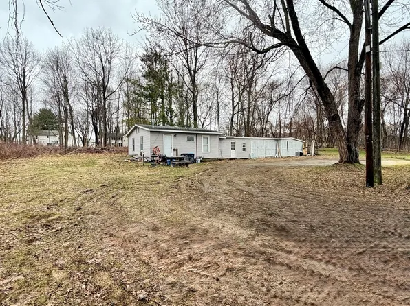 1 1/2 Cherry St, Pittsfield, MA 01201