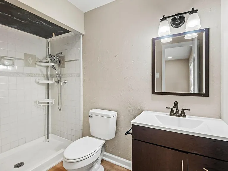 5201 Marks Cir — Photo 16