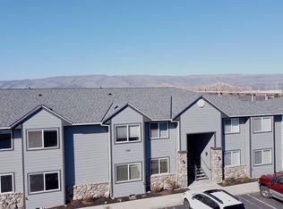 240 Lone Pine Ln UNIT 8, The Dalles, OR 97058