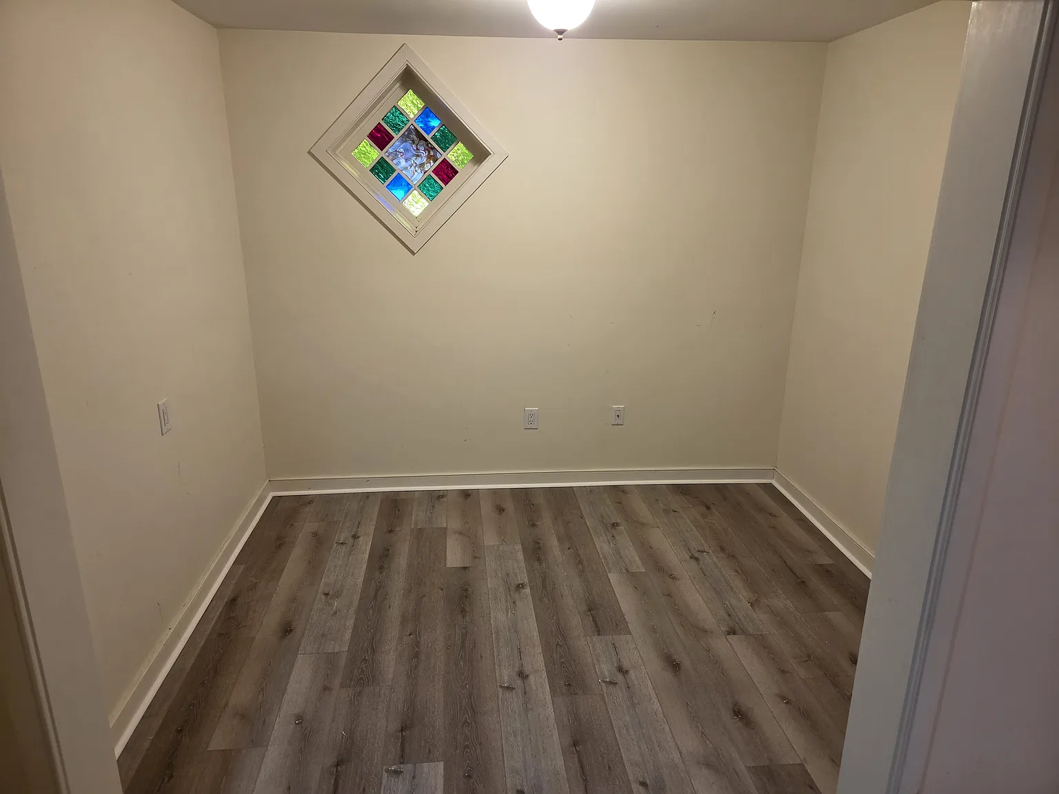 1 bed, 1000 sqft, $1,200 — Photo 4