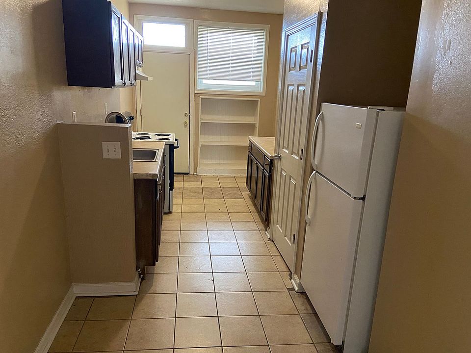 1st image of 5567 Clemens Pl APT 3E