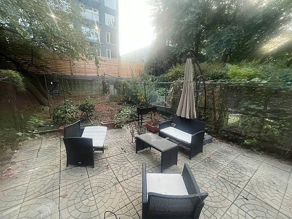 5th image of 50 Lefferts Pl #1